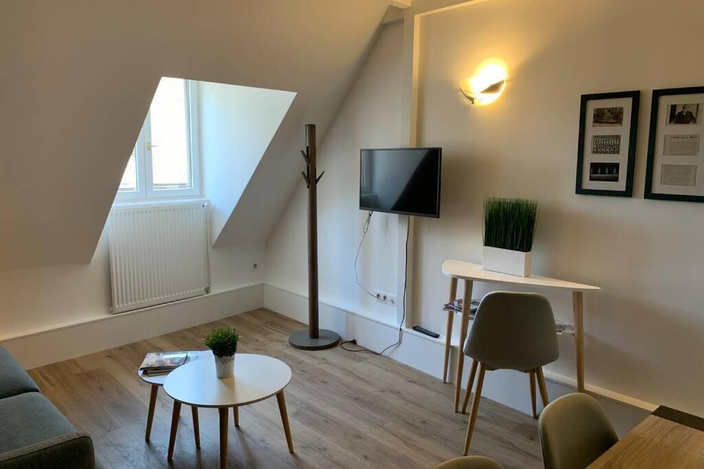 Le Cheval Bixio Apartment Beaune  Exterior foto